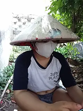 EnzxMoon02 online show from May 24, 9:41 am