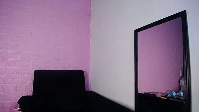 Dominic Queen1126 online show from February 6, 11:35 am