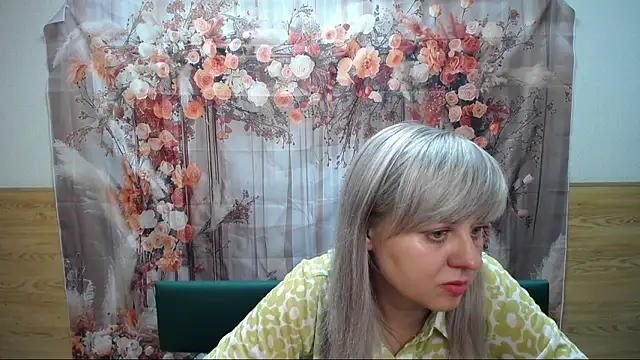 VeronicaSvitt online show from March 25, 1:36 pm