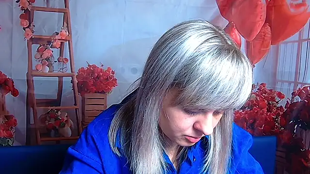 VeronicaSvitt online show from April 10, 12:44 pm