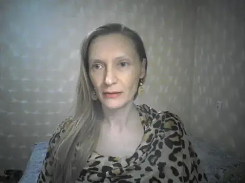 Averinona online show from April 2, 5:54 pm