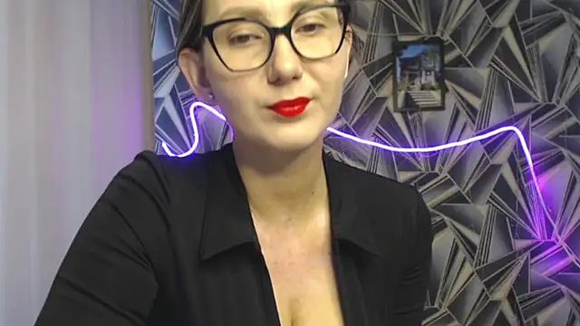 NikkiKiss    online show from May 26, 1:27 am