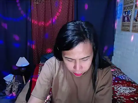 BriannaCruz24 online show from May 14, 12:00 pm