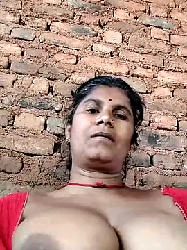 Hot di97 online show from April 8, 5:09 am