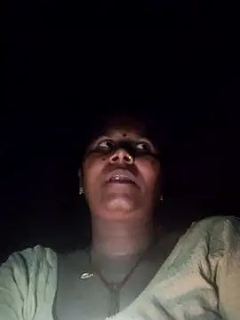 Hot di97 online show from May 25, 10:42 pm