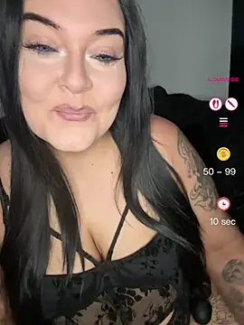 Miss CurvesXXX online show from May 7, 1:37 pm