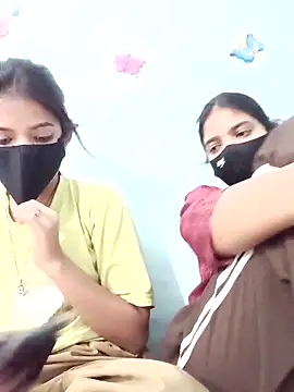 College--girl online show from April 5, 6:40 pm