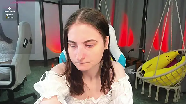 KiraDuvall online show from May 13, 3:29 pm