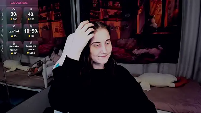 KiraDuvall online show from April 2, 4:04 pm