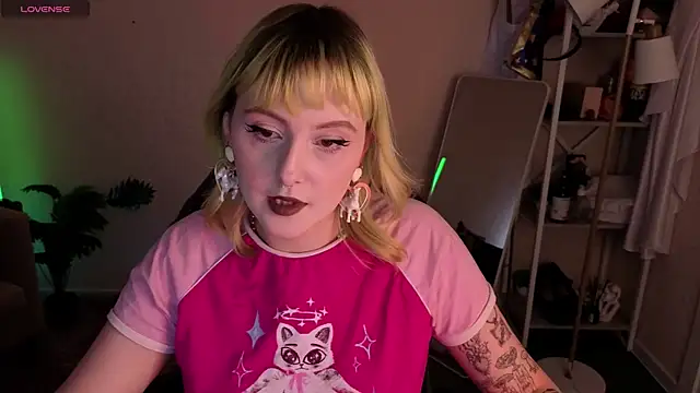 Roziett Belle online show from March 26, 9:11 am