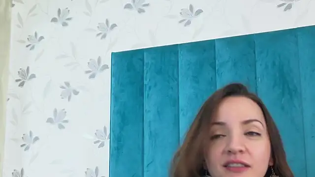 AnyaHappiness online show from March 27, 8:26 am