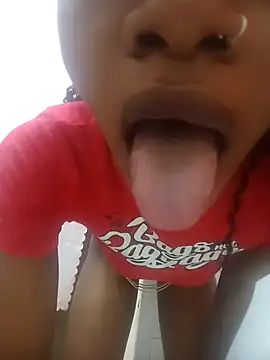 PatriciaVen online show from February 28, 5:29 am