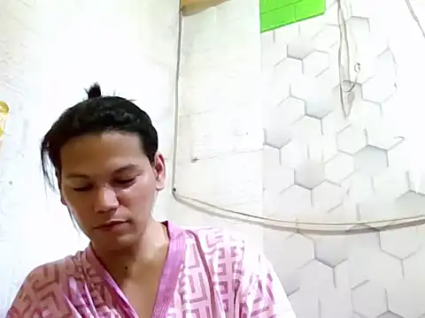 HugeAgatha online show from May 21, 3:59 am
