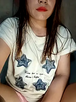 natra0033 online show from April 9, 8:09 am