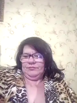NysiOlsen online show from April 29, 6:24 pm