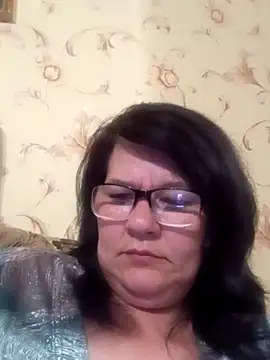 NysiOlsen online show from May 19, 5:42 pm
