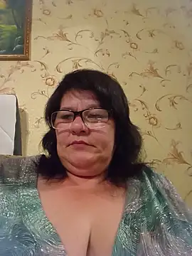 NysiOlsen online show from May 27, 7:22 pm