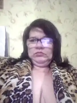 NysiOlsen online show from March 5, 6:26 pm