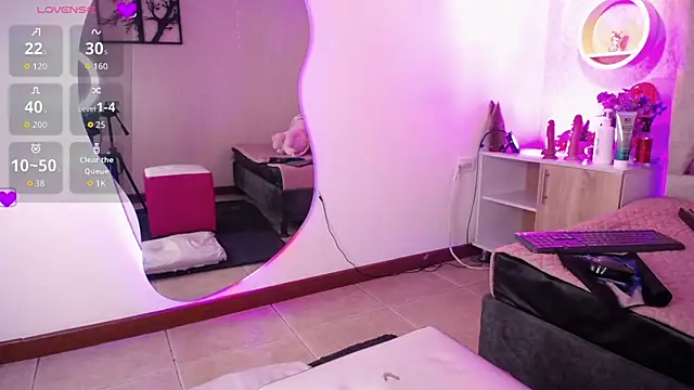 Madyson Hill online show from March 17, 11:36 am