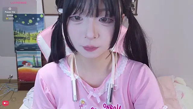 Qiqiiii-05 online show from August 5, 2:56 pm