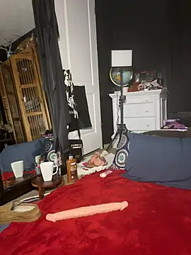 tastemecaroline online show from April 6, 12:17 pm