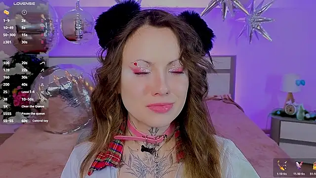 MoonHaze   online show from April 4, 11:20 am