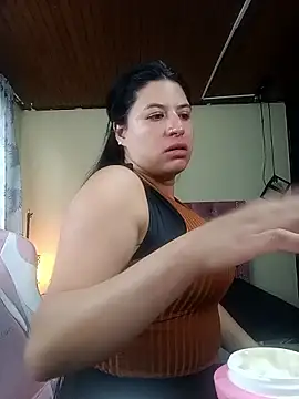 keileen luna online show from May 6, 7:51 pm