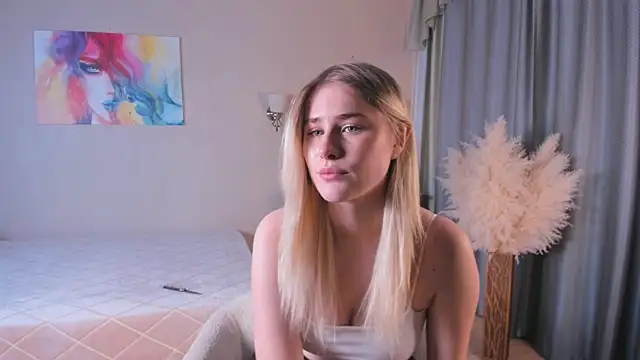 LuanaFincel online show from January 19, 3:57 am