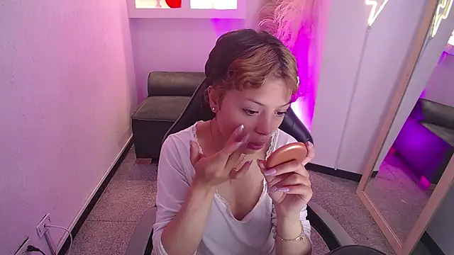 melodyy as online show from February 13, 1:46 pm