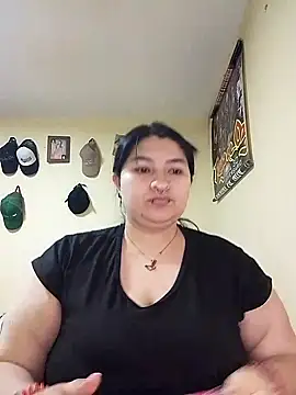 LauraHorny69 online show from May 6, 8:24 pm