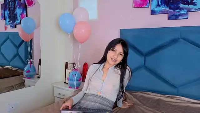 LilibetWeber online show from April 1, 12:28 pm