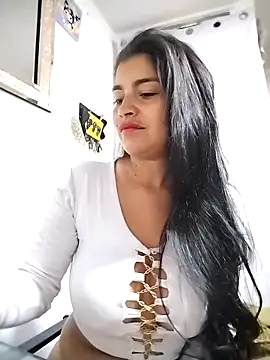Scarlett Hot69 online show from May 13, 7:47 am