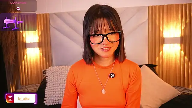 Ivi Aiko online show from May 6, 11:31 pm