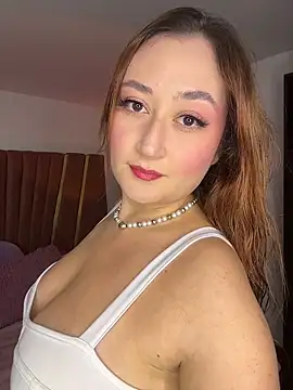 SalomeFlores online show from January 31, 11:25 pm