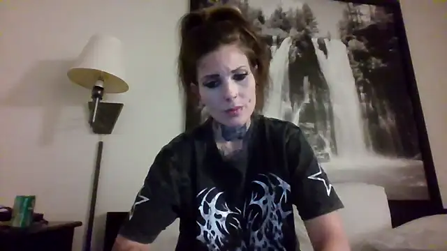 allymoon1369 online show from May 12, 6:43 am