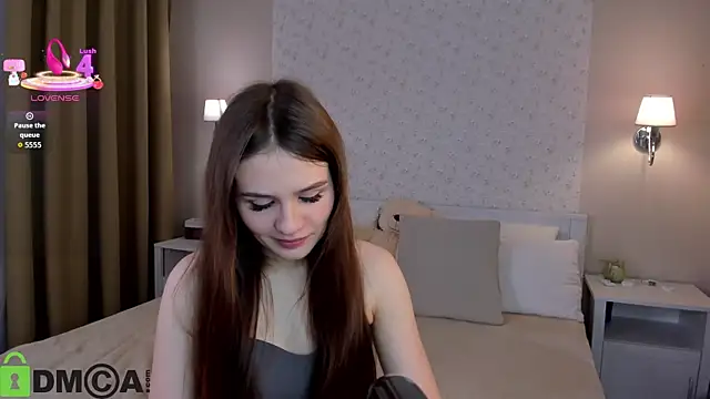 Eva Anderson online show from May 14, 6:41 am