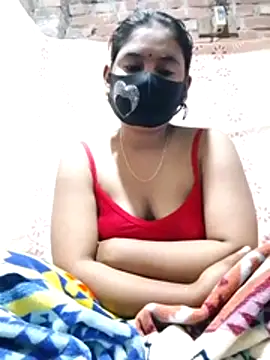 Hot Sweeti online show from February 9, 11:01 am