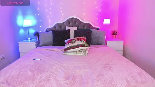 avycom online show from February 7, 7:45 am