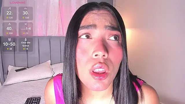 valentina Noa online show from May 11, 12:51 pm