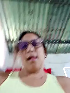 mariacarlota online show from April 28, 2:43 pm