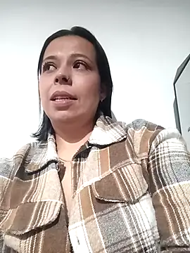 RossyAlvarez online show from May 11, 12:24 am