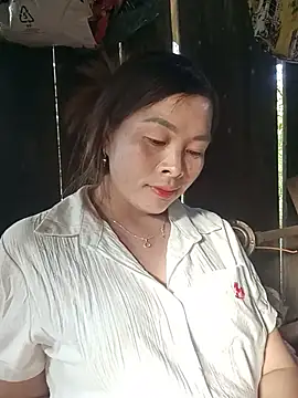Bling sexy online show from May 26, 10:47 am