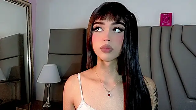 Miss-Saraii online show from May 22, 8:40 pm