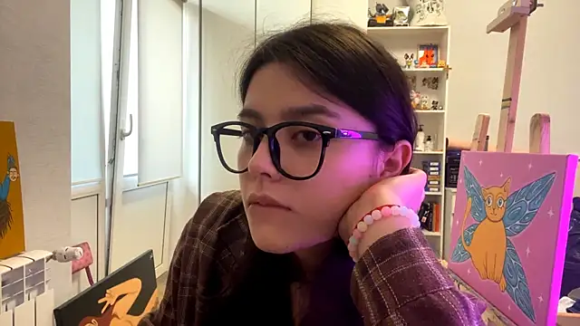 SaintMari online show from May 17, 2:16 pm