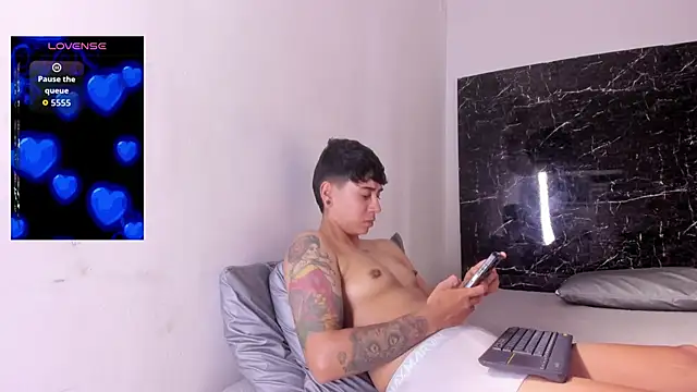 Alicia-93 online show from February 6, 9:40 pm