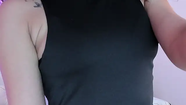 ArisSerrat online show from January 17, 4:53 am