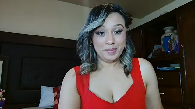 aitanalove  online show from May 21, 9:57 pm