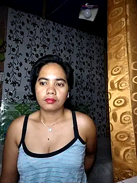 LoveSammantha24xxx online show from April 18, 8:20 pm