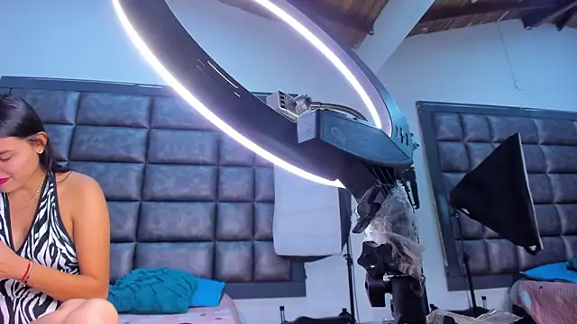 Catalinna 03 online show from February 5, 12:52 pm