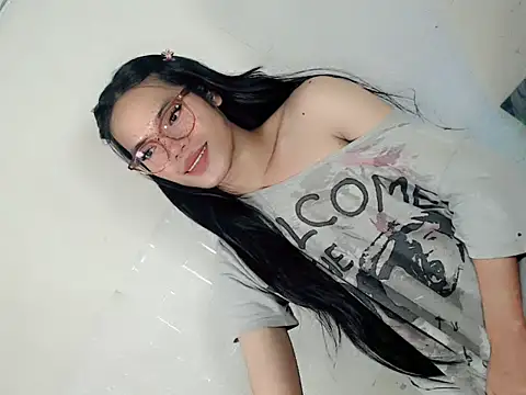 Urhotfucking veronica1 online show from April 2, 1:52 pm